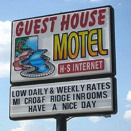 Guest House Motel Chanute Kültér fotó