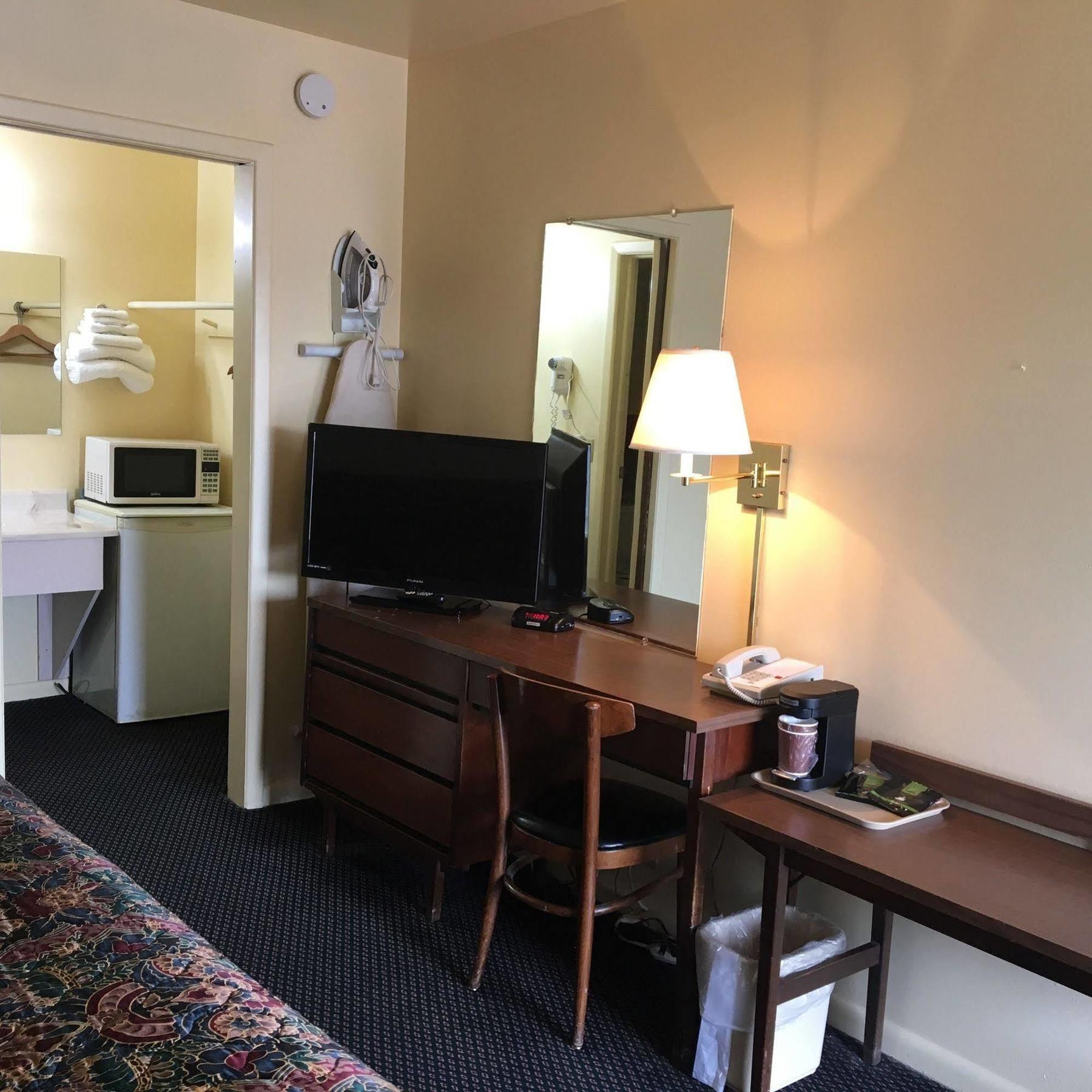 Guest House Motel Chanute Kültér fotó